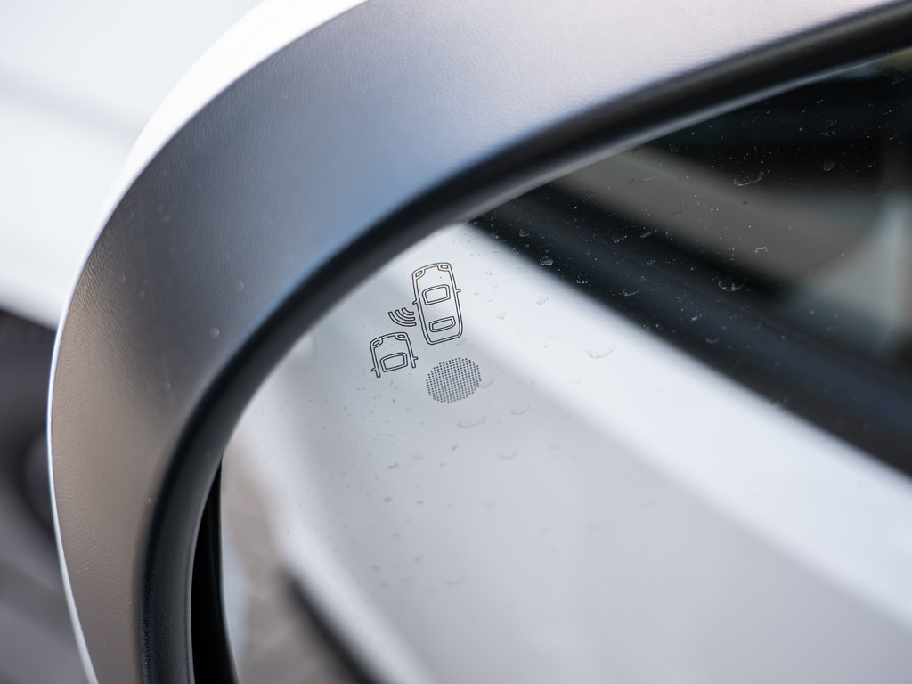 Fahrzeugansicht CITROEN Berlingo 1.5 Blue HDI Shine XL - Bild 9