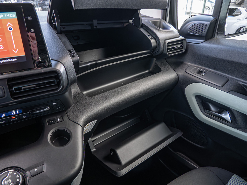 Fahrzeugansicht CITROEN Berlingo 1.5 Blue HDI Shine XL - Bild 19