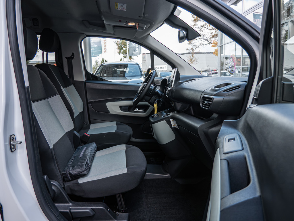 Fahrzeugansicht CITROEN Berlingo 1.5 Blue HDI Shine XL - Bild 41