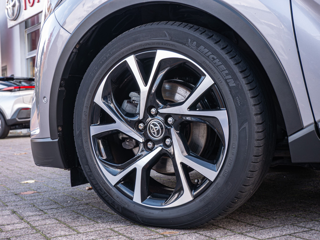 Fahrzeugansicht TOYOTA C-HR 1.8 Hybrid Team D - Bild 2