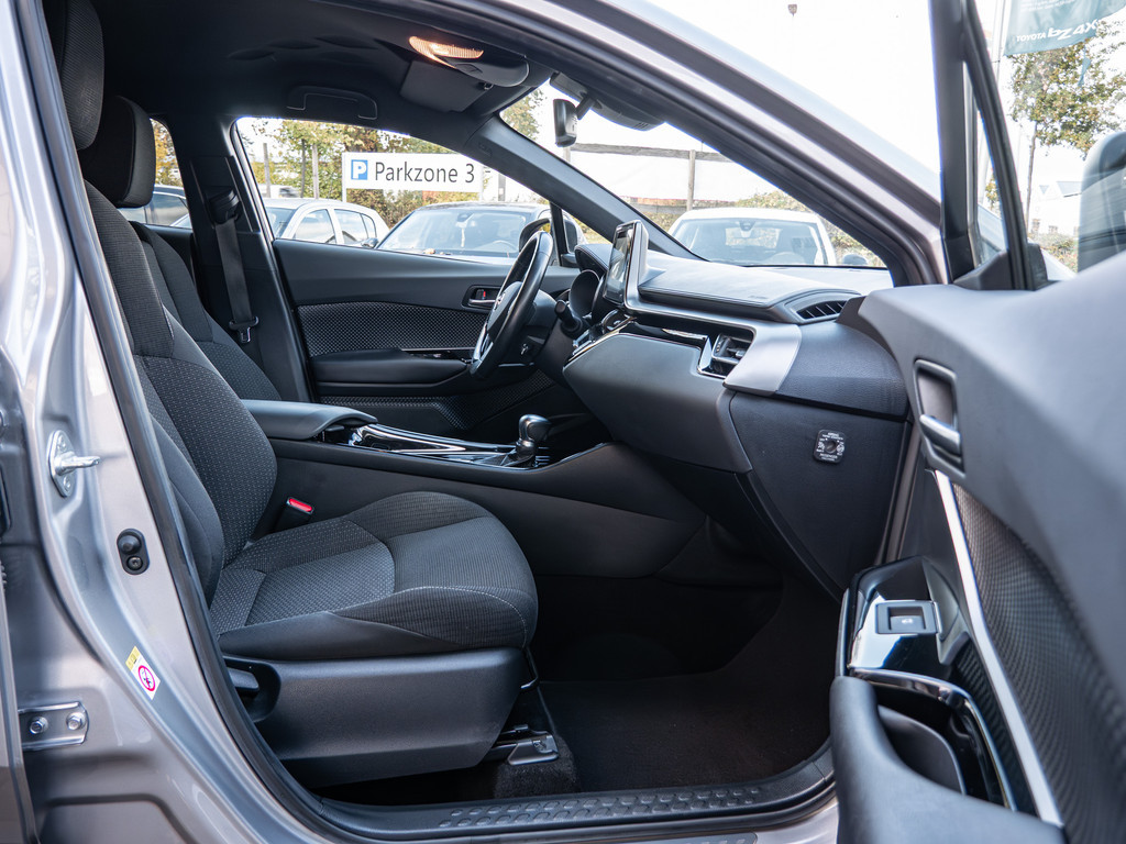 Fahrzeugansicht TOYOTA C-HR 1.8 Hybrid Team D - Bild 8