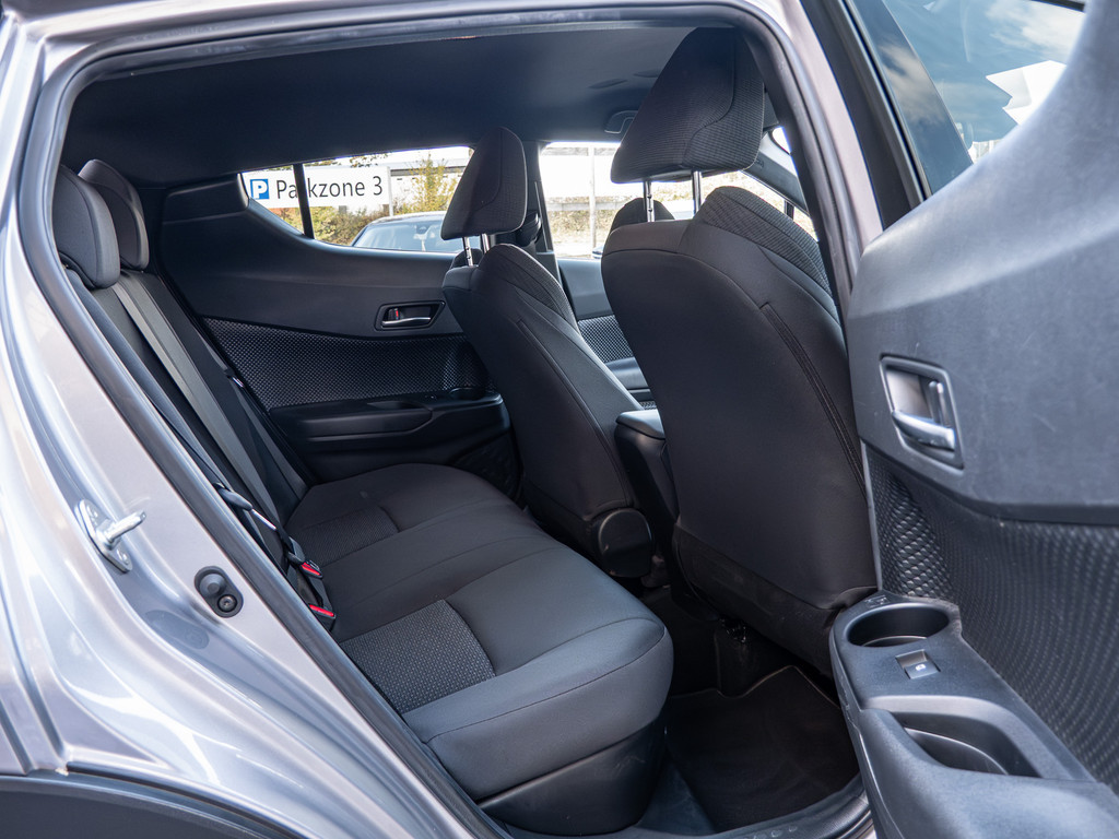 Fahrzeugansicht TOYOTA C-HR 1.8 Hybrid Team D - Bild 9