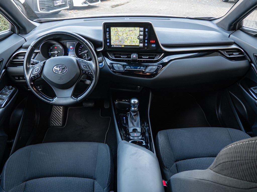 Fahrzeugansicht TOYOTA C-HR 1.8 Hybrid Team D - Bild 11