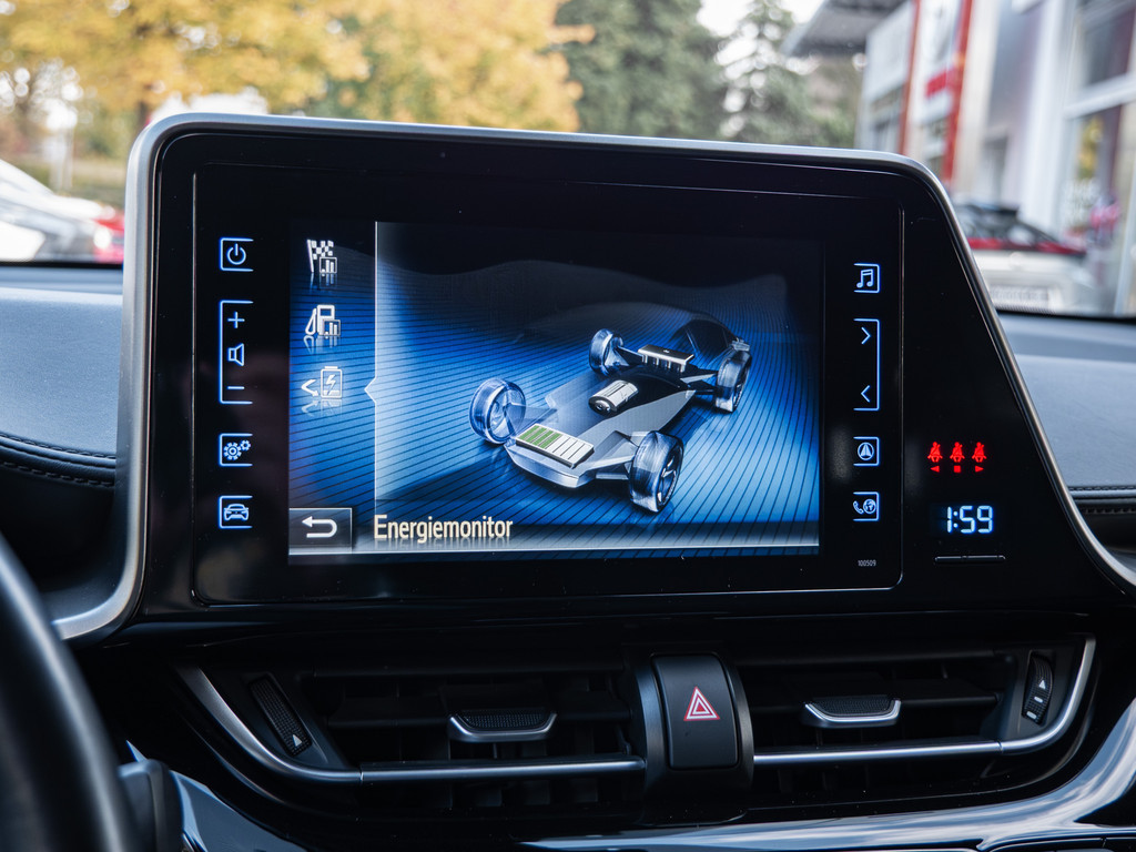 Fahrzeugansicht TOYOTA C-HR 1.8 Hybrid Team D - Bild 18
