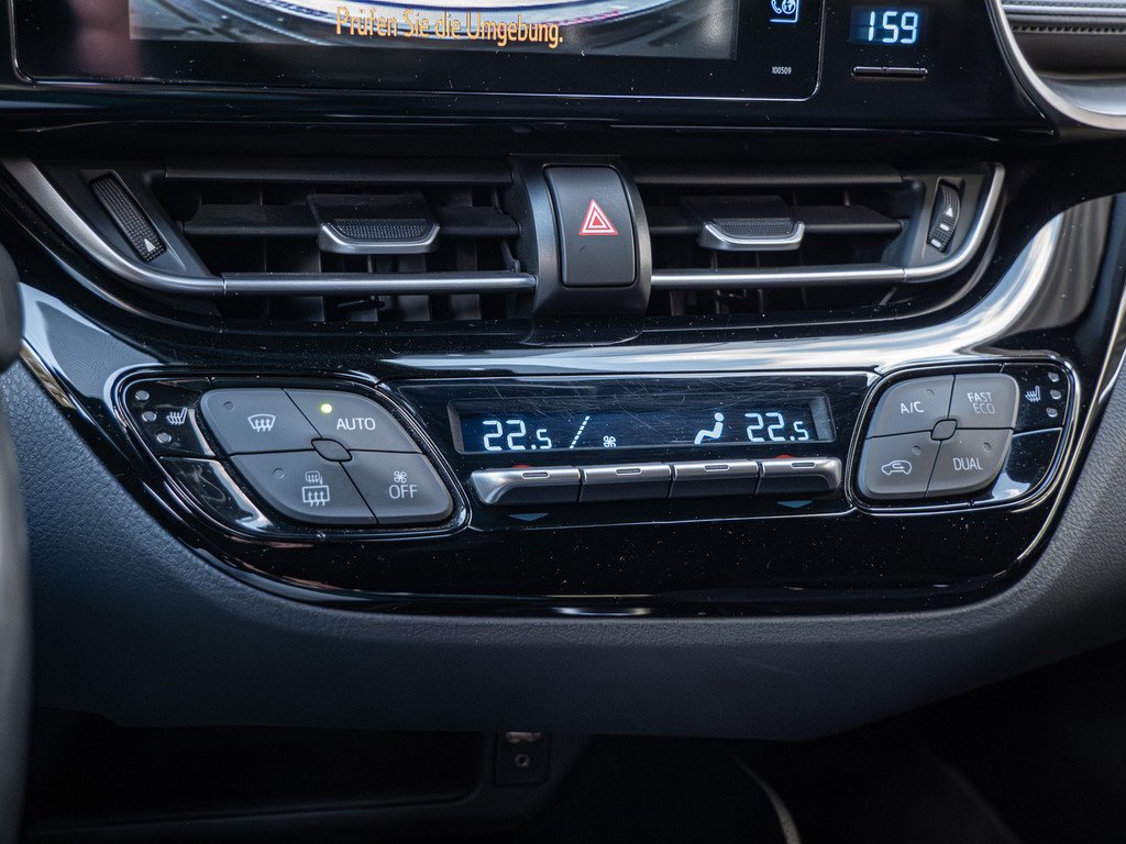 Fahrzeugansicht TOYOTA C-HR 1.8 Hybrid Team D - Bild 20
