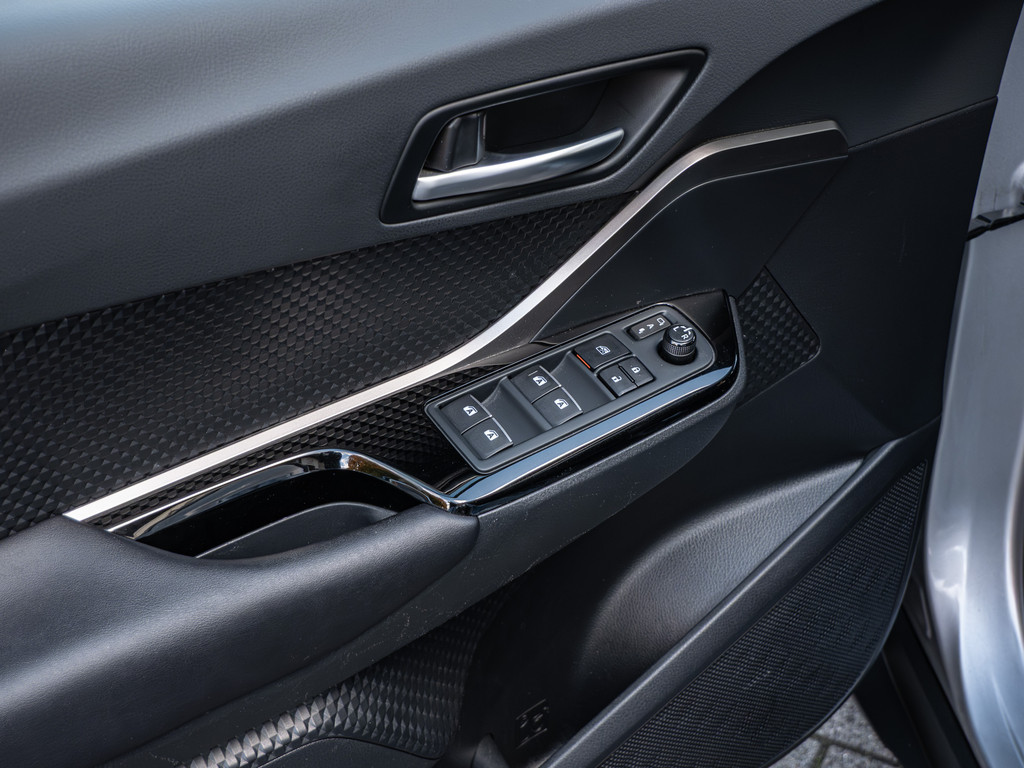 Fahrzeugansicht TOYOTA C-HR 1.8 Hybrid Team D - Bild 39