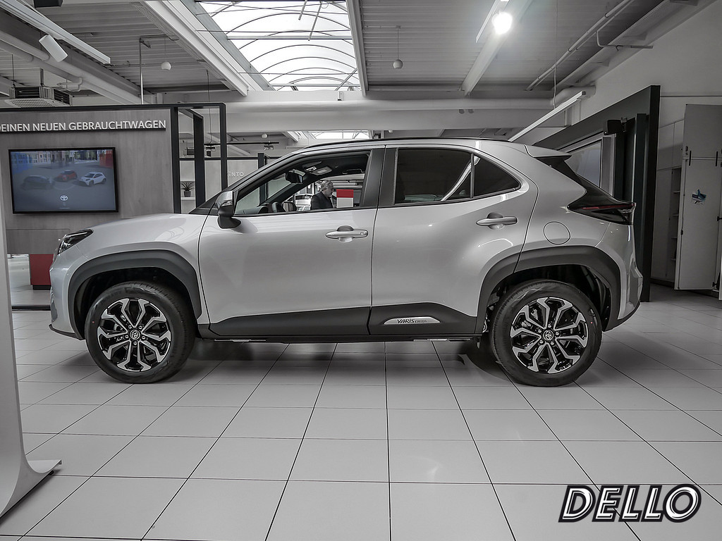 Fahrzeugansicht TOYOTA Yaris Cross 1.5 Hybrid FWD Teamplayer - Bild 38