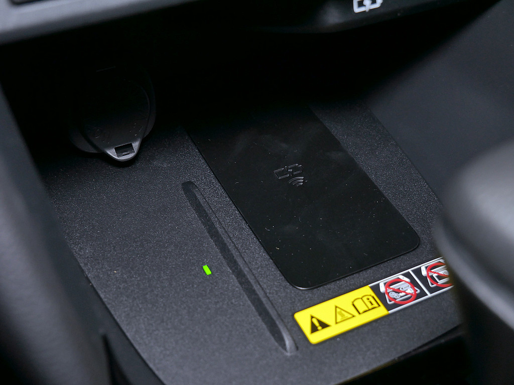 Fahrzeugansicht TOYOTA Yaris Cross 1.5 Hybrid FWD Teamplayer - Bild 16