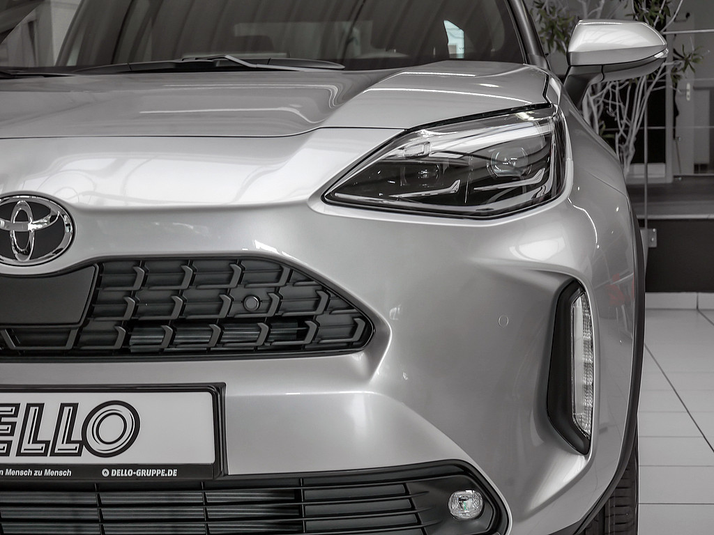 Fahrzeugansicht TOYOTA Yaris Cross 1.5 Hybrid FWD Teamplayer - Bild 36