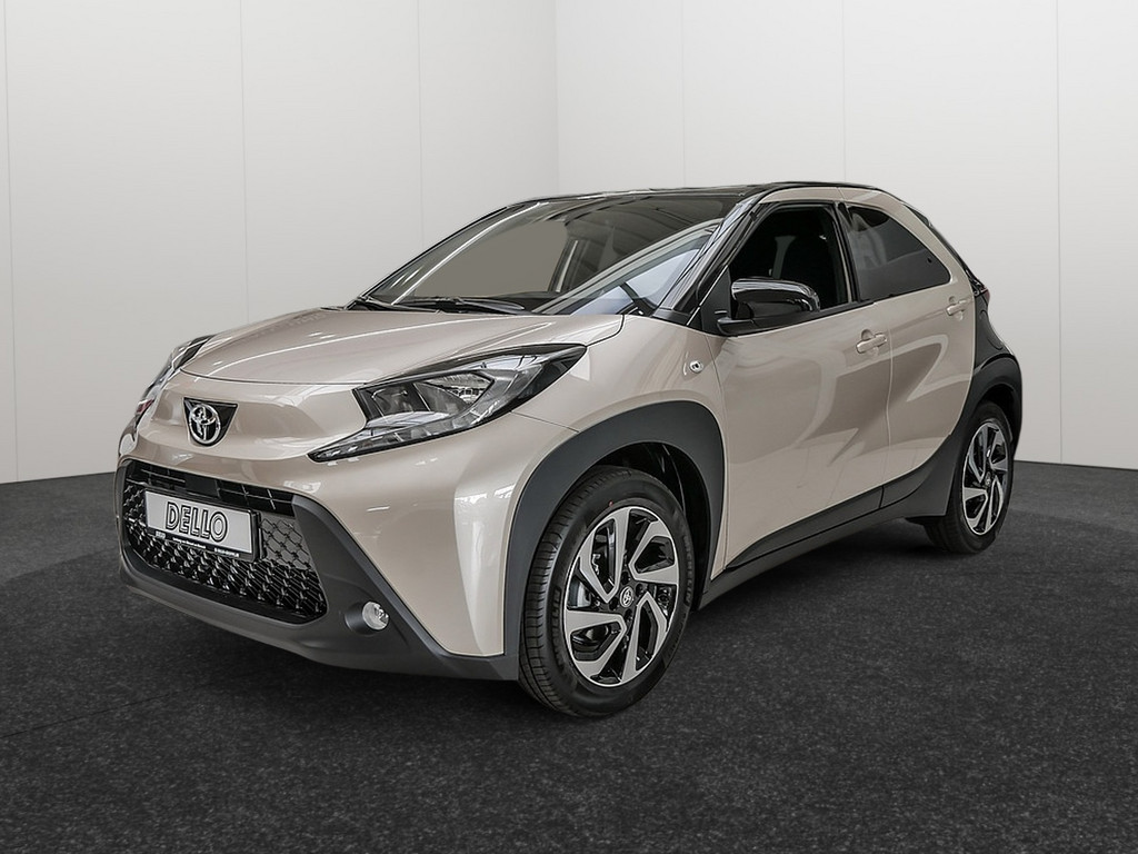 TOYOTA Aygo X 1.0 Teamplayer