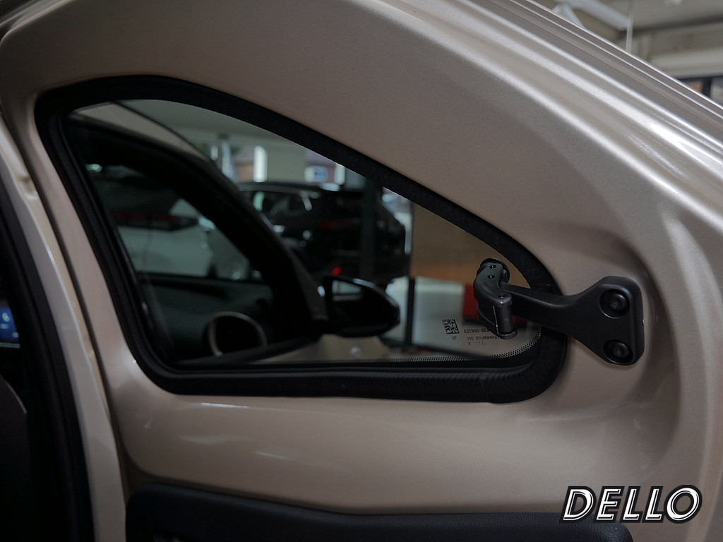 Fahrzeugansicht TOYOTA Aygo X 1.0 Teamplayer - Bild 4