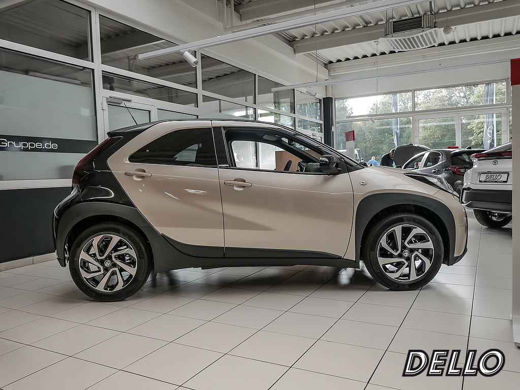 Fahrzeugansicht TOYOTA Aygo X 1.0 Teamplayer - Bild 23