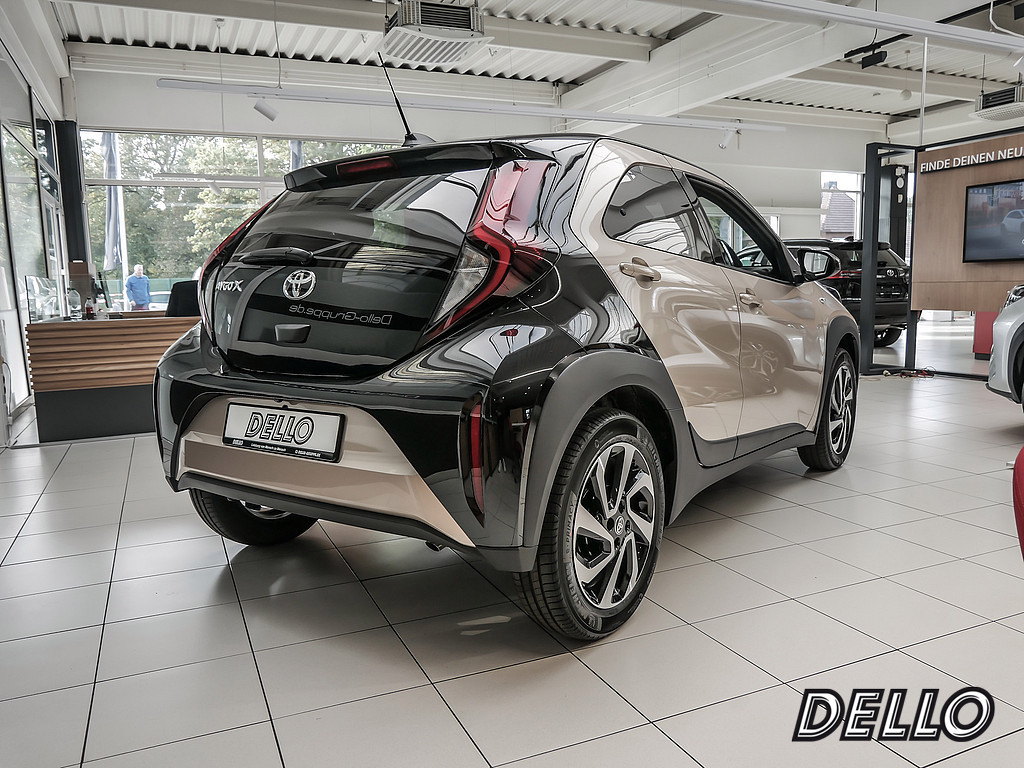 Fahrzeugansicht TOYOTA Aygo X 1.0 Teamplayer - Bild 30