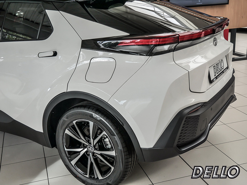 Fahrzeugansicht TOYOTA C-HR 2.0 Hybrid FWD Team Deutschland - Bild 30