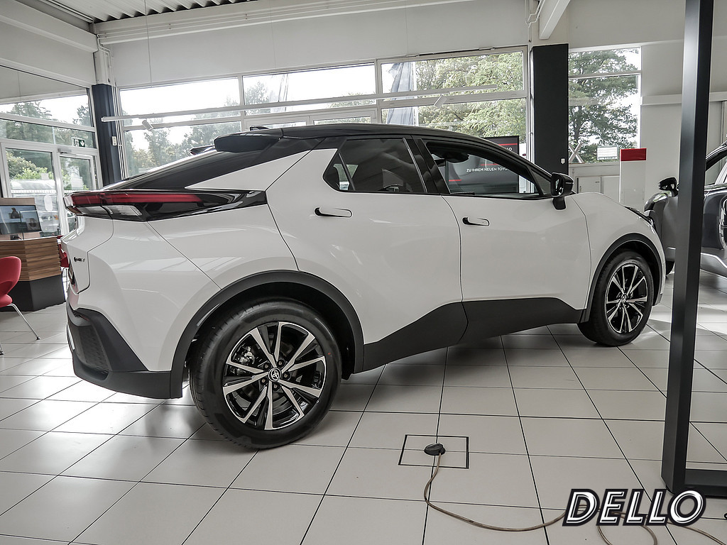 Fahrzeugansicht TOYOTA C-HR 2.0 Hybrid FWD Team Deutschland - Bild 34