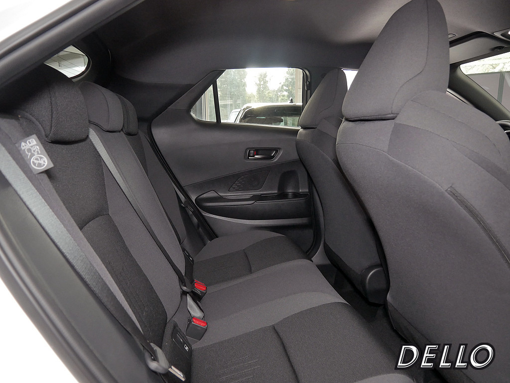 Fahrzeugansicht TOYOTA C-HR 2.0 Hybrid FWD Team Deutschland - Bild 37