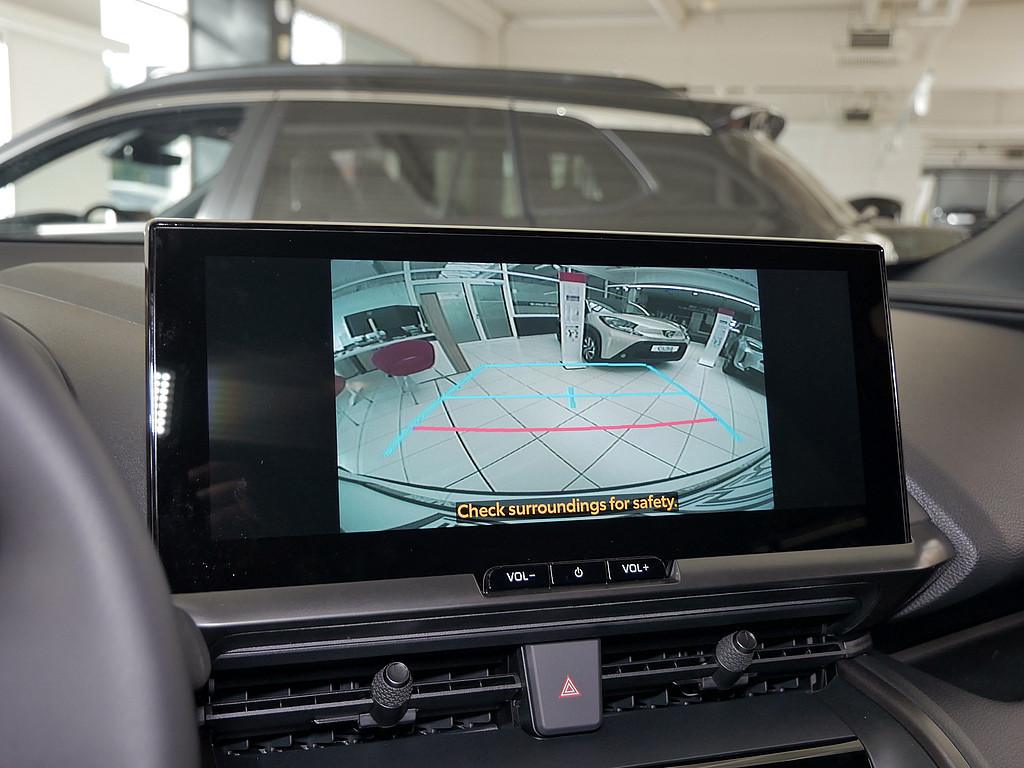 Fahrzeugansicht TOYOTA C-HR 2.0 Hybrid Team Deutschland - Bild 10