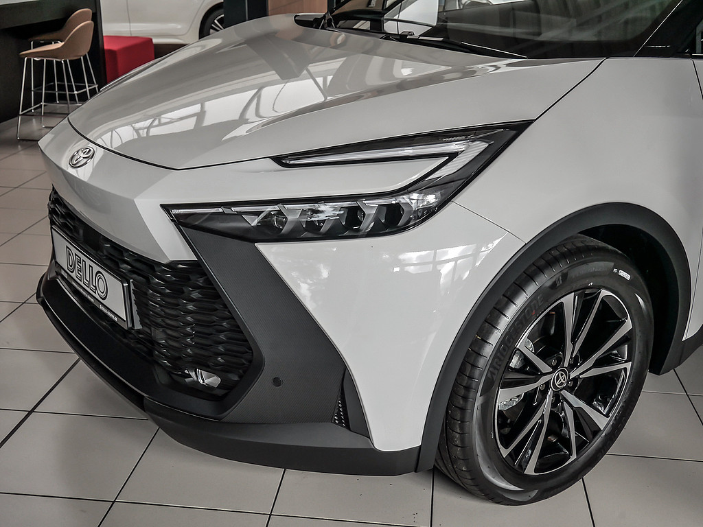Fahrzeugansicht TOYOTA C-HR 2.0 Hybrid Team Deutschland - Bild 28