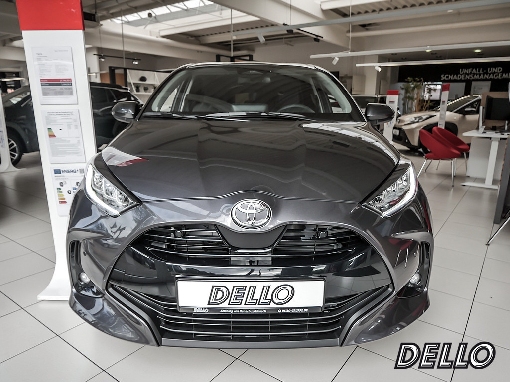 Fahrzeugansicht TOYOTA Yaris Hybrid 1.5 VVT-iE Teamplayer - Bild 12