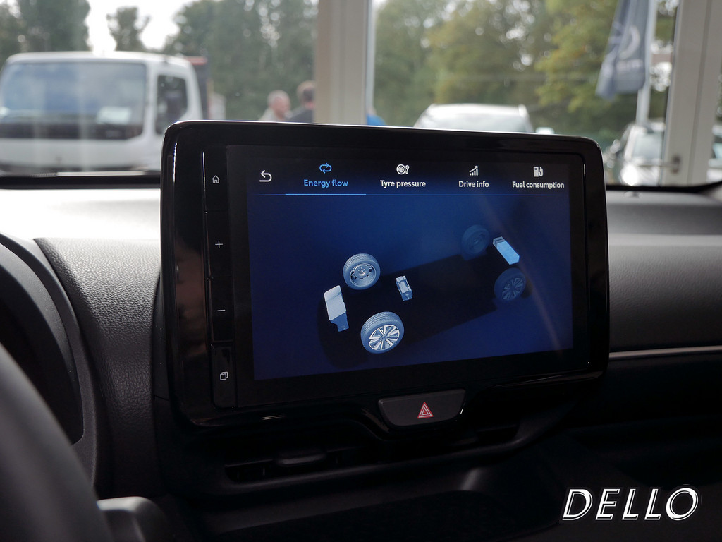 Fahrzeugansicht TOYOTA Yaris Hybrid 1.5 VVT-iE Teamplayer - Bild 13