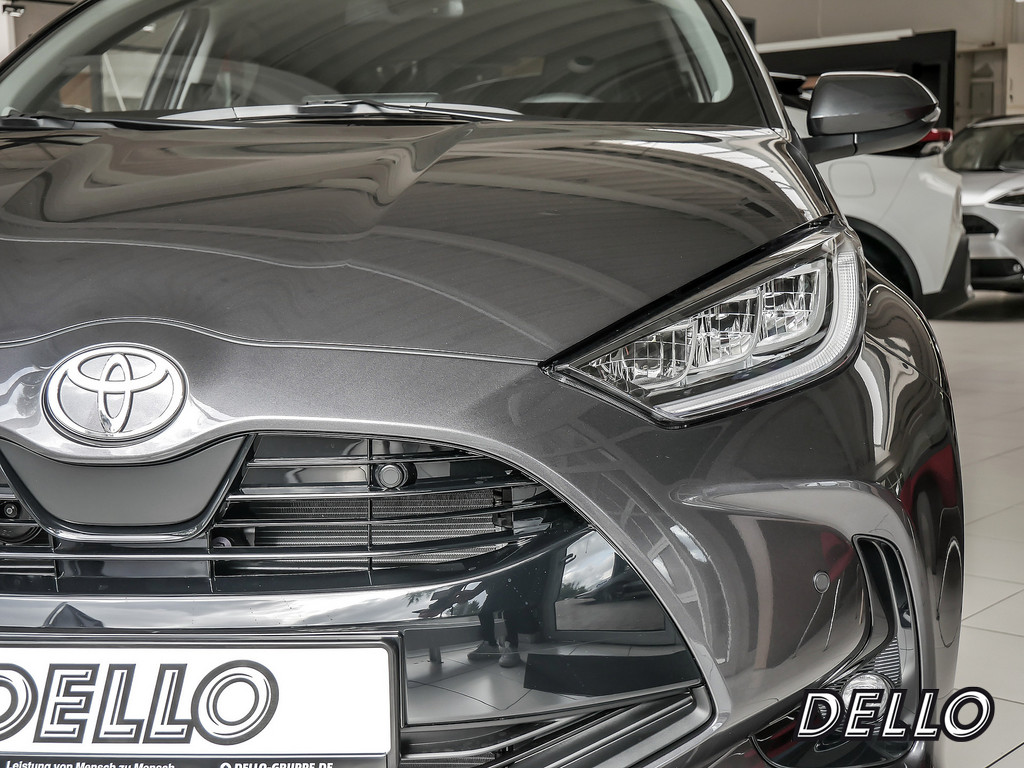 Fahrzeugansicht TOYOTA Yaris Hybrid 1.5 VVT-iE Teamplayer - Bild 31