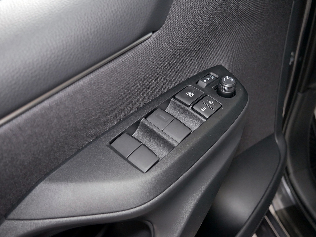 Fahrzeugansicht TOYOTA Yaris Hybrid 1.5 VVT-iE Teamplayer - Bild 8