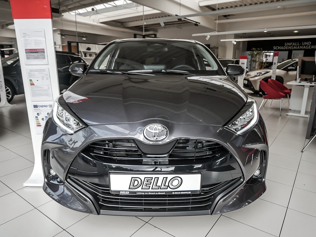 Fahrzeugansicht TOYOTA Yaris Hybrid 1.5 VVT-iE Teamplayer - Bild 12