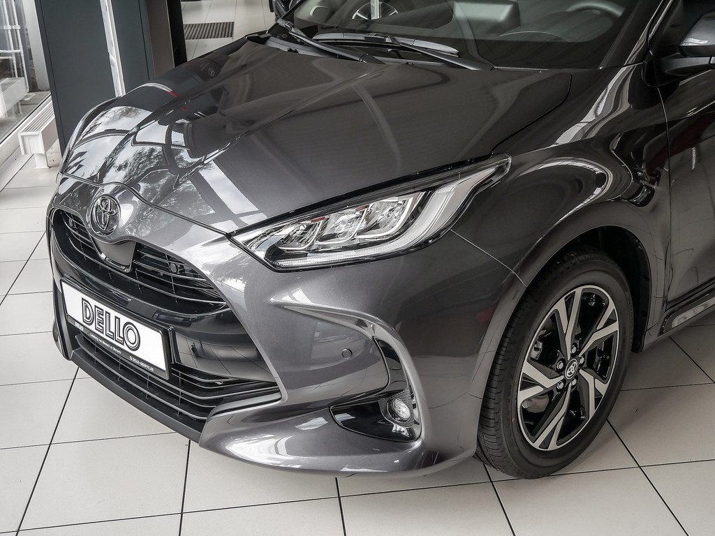 Fahrzeugansicht TOYOTA Yaris Hybrid 1.5 VVT-iE Teamplayer - Bild 27