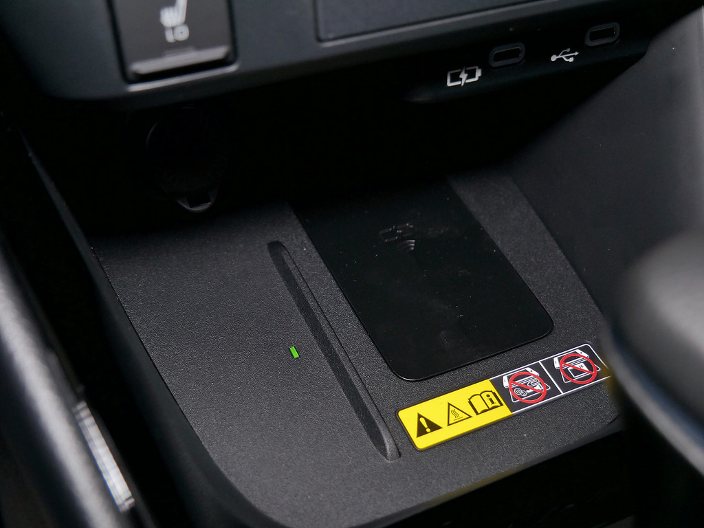 Fahrzeugansicht TOYOTA Yaris Hybrid 1.5 VVT-iE Teamplayer - Bild 15