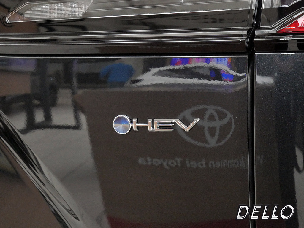 Fahrzeugansicht TOYOTA Corolla Cross 2.0 VVT-i Hybrid - Bild 32