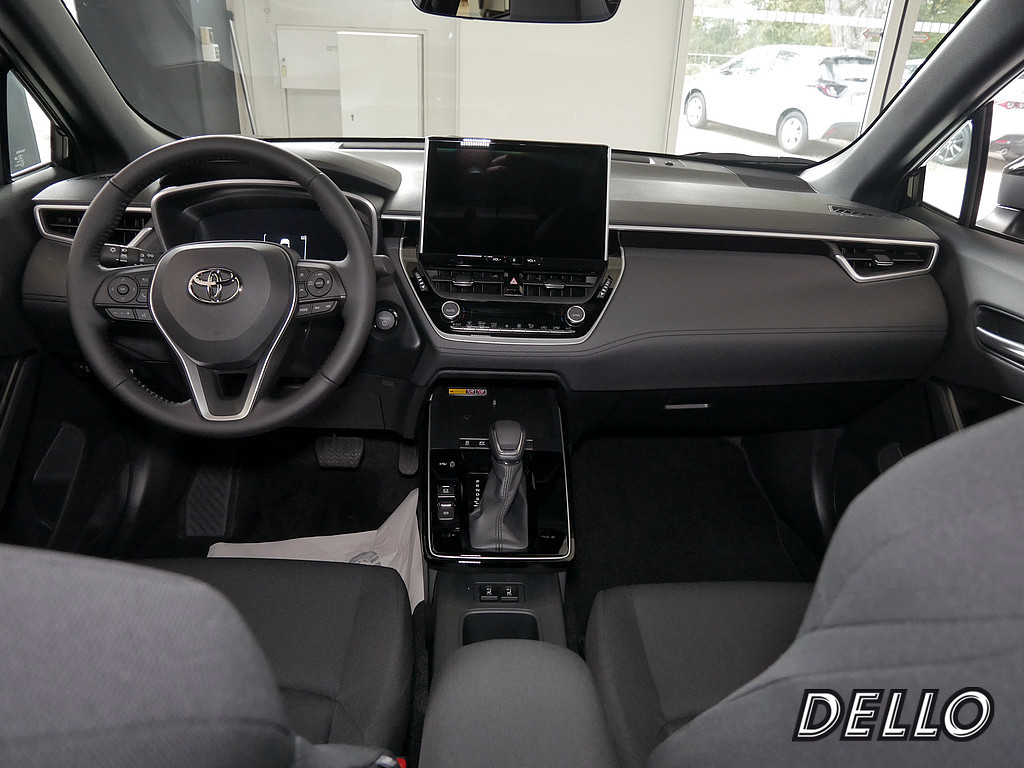 Fahrzeugansicht TOYOTA Corolla Cross 2.0 VVT-i Hybrid - Bild 38
