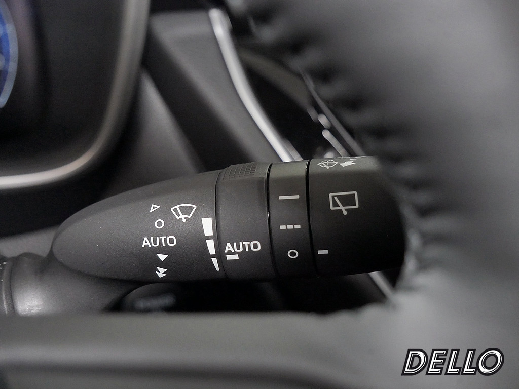 Fahrzeugansicht TOYOTA Corolla Cross 2.0 VVT-i Hybrid - Bild 27