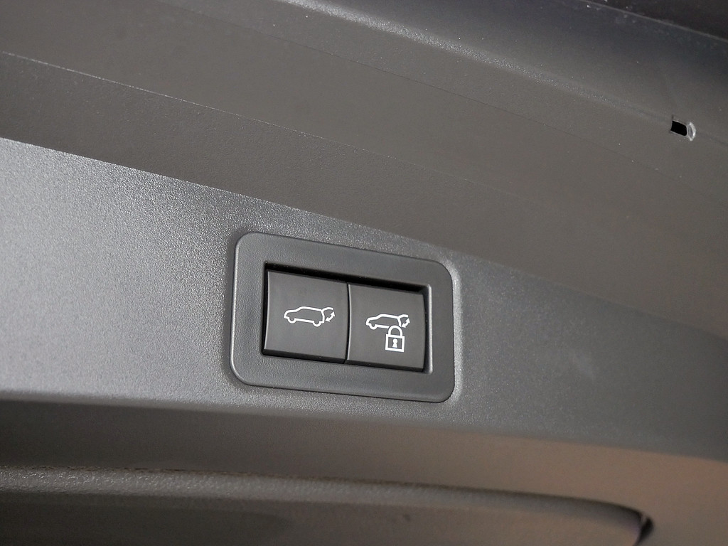 Fahrzeugansicht TOYOTA Corolla Touring Sports 2.0 Hybrid Teamplayer - Bild 5