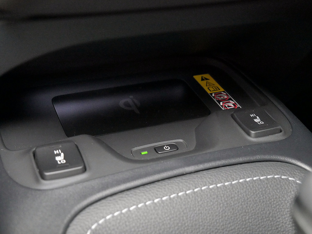 Fahrzeugansicht TOYOTA Corolla Touring Sports 2.0 Hybrid Teamplayer - Bild 9