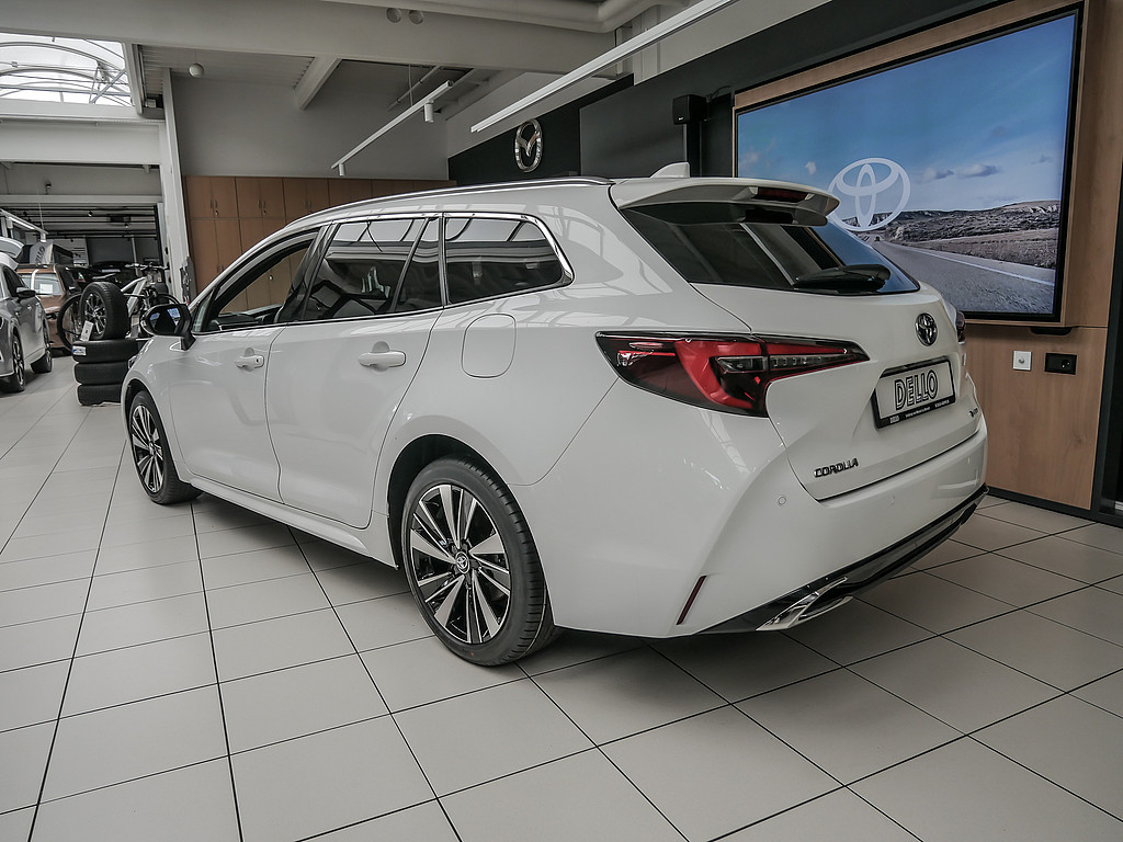 Fahrzeugansicht TOYOTA Corolla Touring Sports 2.0 Hybrid Teamplayer - Bild 23