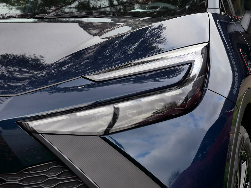 Fahrzeugansicht TOYOTA C-HR 1.8 Hybrid FWD Team Deutschland - Bild 30