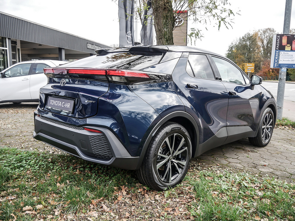 Fahrzeugansicht TOYOTA C-HR 1.8 Hybrid FWD Team Deutschland - Bild 38