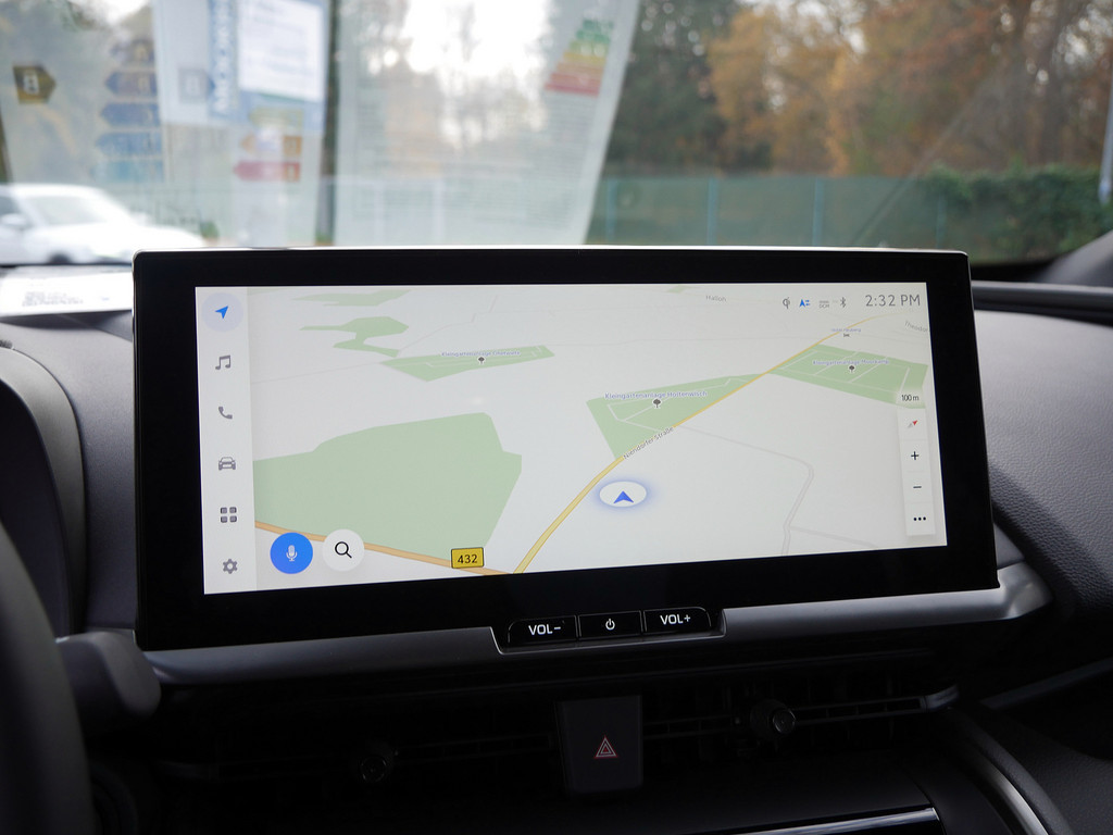 Fahrzeugansicht TOYOTA C-HR 1.8 Hybrid Team Deutschland - Bild 13