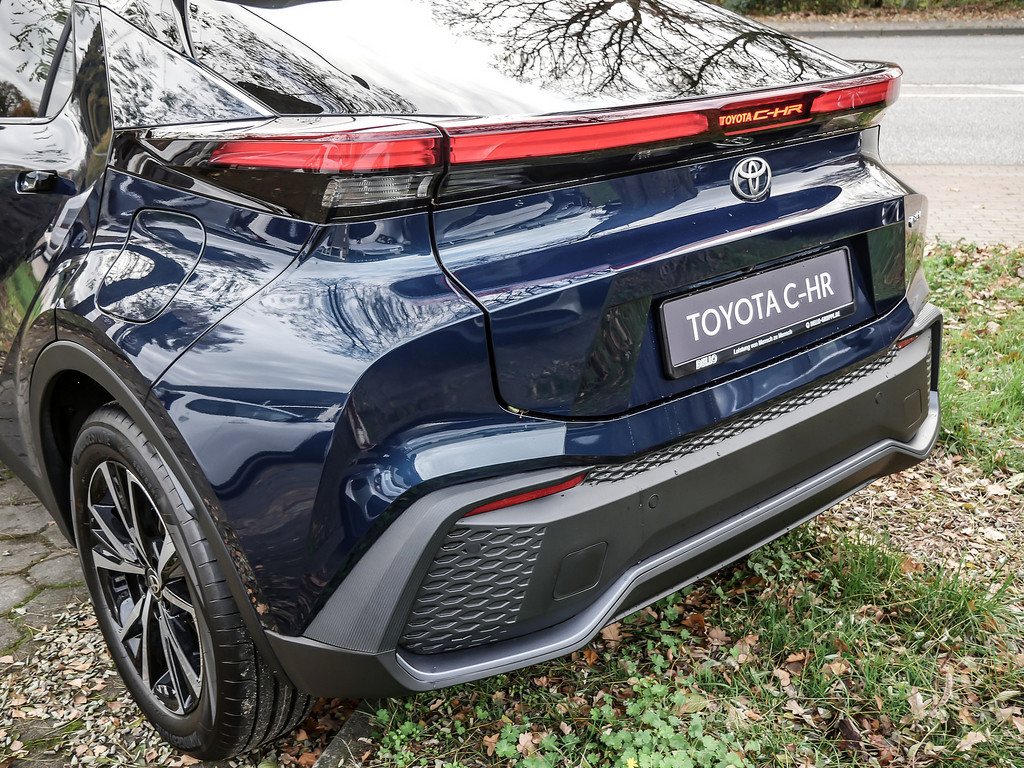 Fahrzeugansicht TOYOTA C-HR 1.8 Hybrid Team Deutschland - Bild 30
