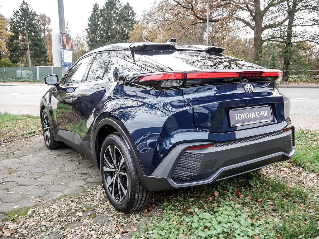 Fahrzeugansicht TOYOTA C-HR 1.8 Hybrid Team Deutschland - Bild 40