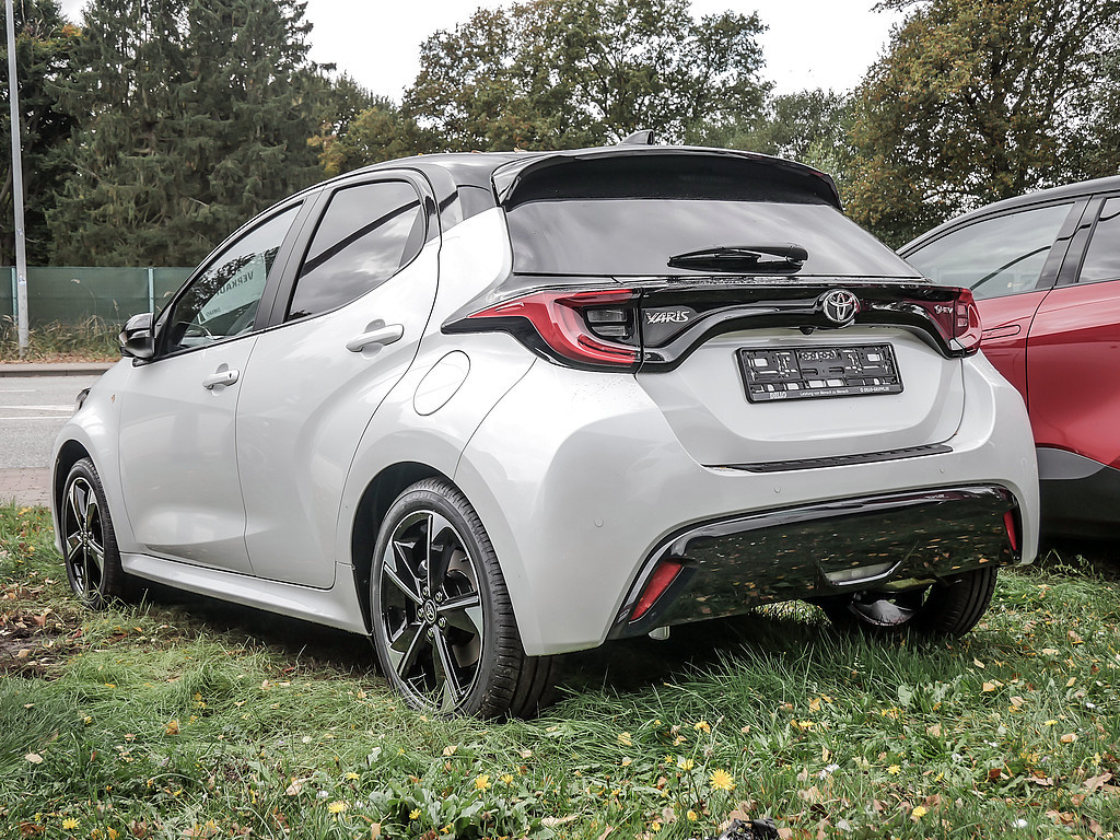 Fahrzeugansicht TOYOTA Yaris Hybrid 1.5 VVT-i Style Plus - Bild 23