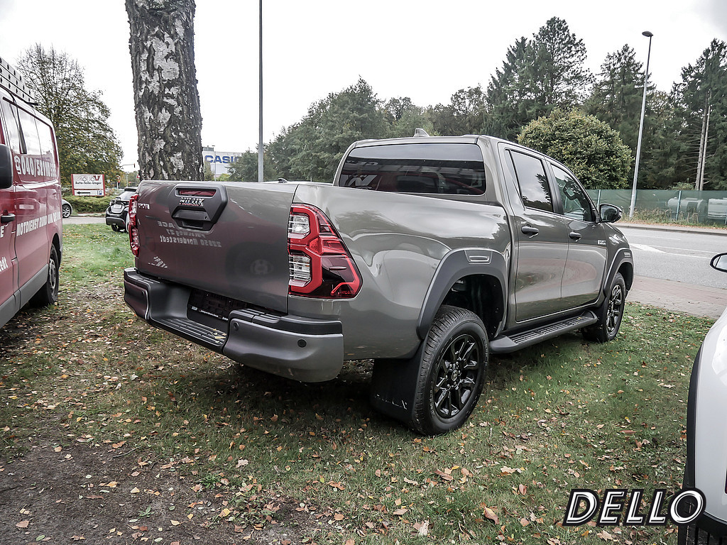 Fahrzeugansicht TOYOTA Hilux 2.8 Double Cab Invincible 4x4 - Bild 23