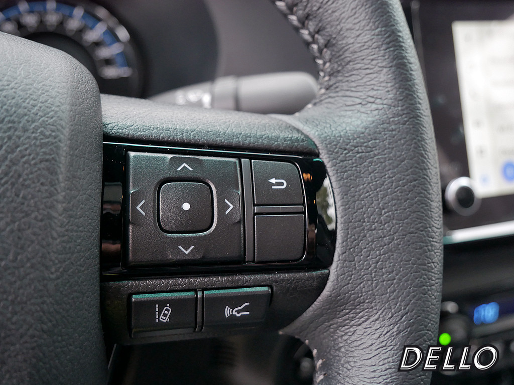 Fahrzeugansicht TOYOTA Hilux 2.8 Double Cab Invincible 4x4 - Bild 25