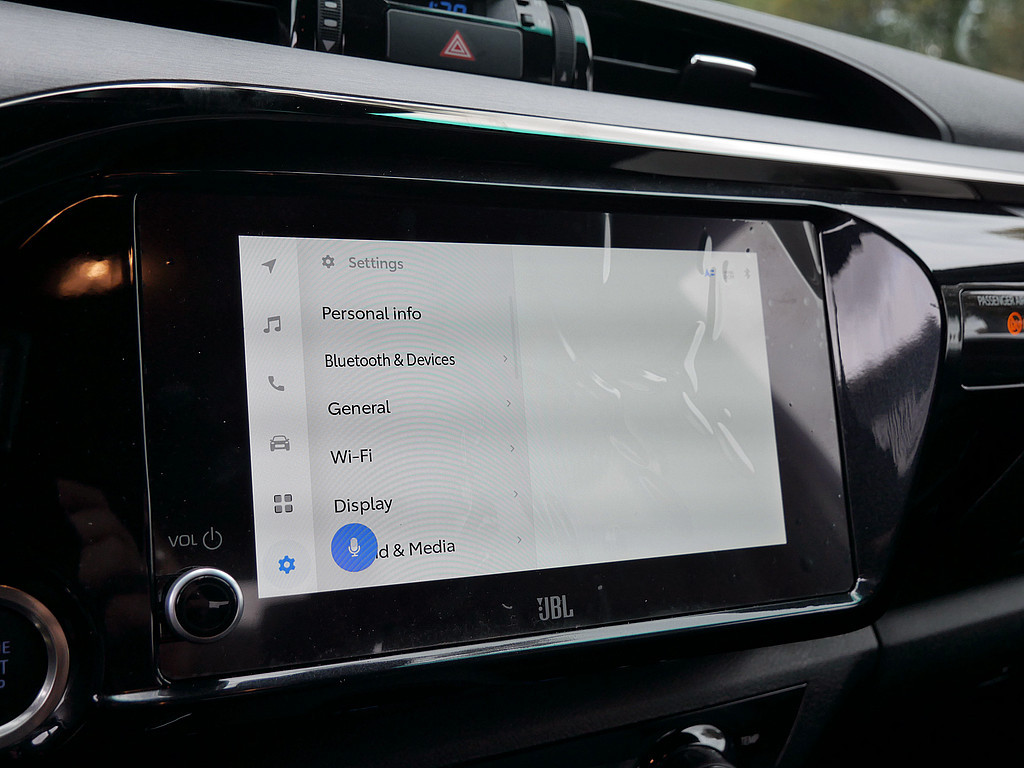 Fahrzeugansicht TOYOTA Hilux 2.8 Double Cab Invincible 4x4 - Bild 16