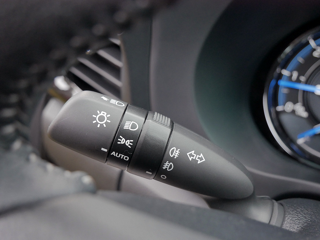 Fahrzeugansicht TOYOTA Hilux 2.8 Double Cab Invincible 4x4 - Bild 26