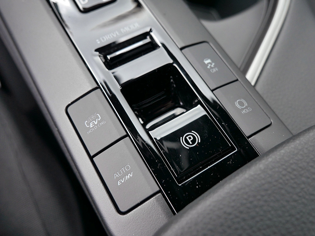 Fahrzeugansicht TOYOTA C-HR 2.0 Plug-In Hybrid FWD Teamplayer - Bild 19