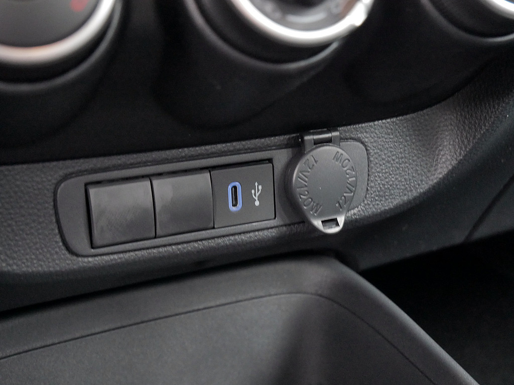 Fahrzeugansicht TOYOTA Aygo X 1.0 Play - Bild 13