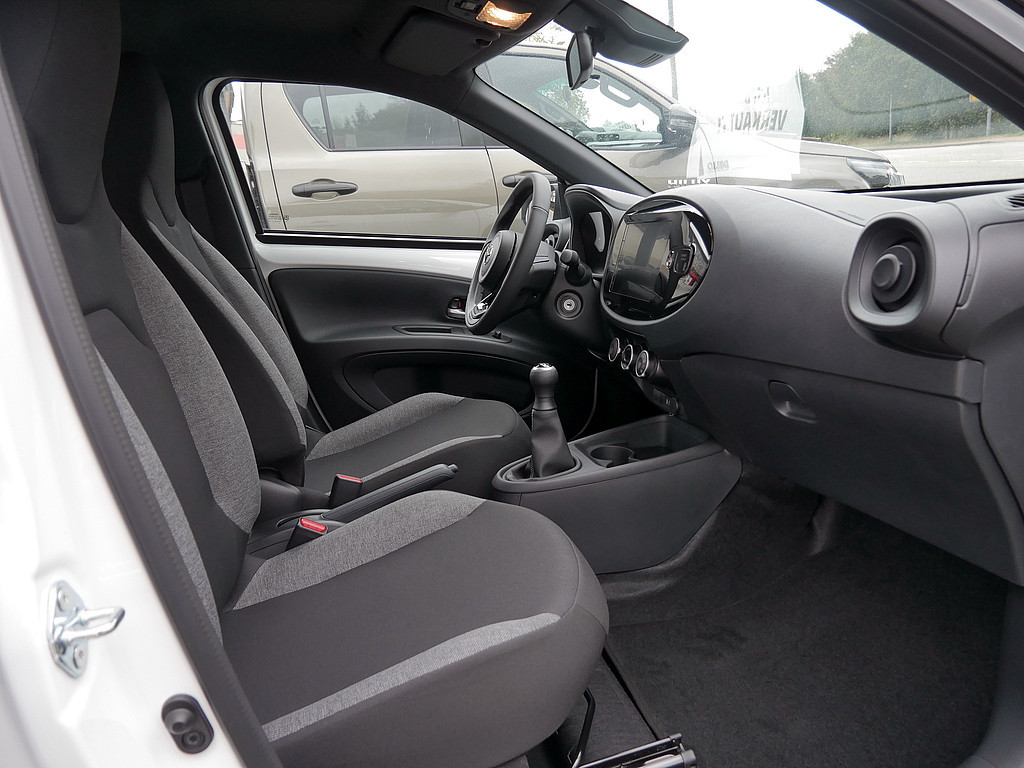 Fahrzeugansicht TOYOTA Aygo X 1.0 Play - Bild 28