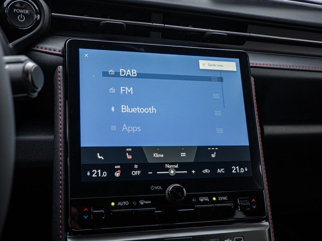 Fahrzeugansicht LEXUS LBX Emotion - Bild 13