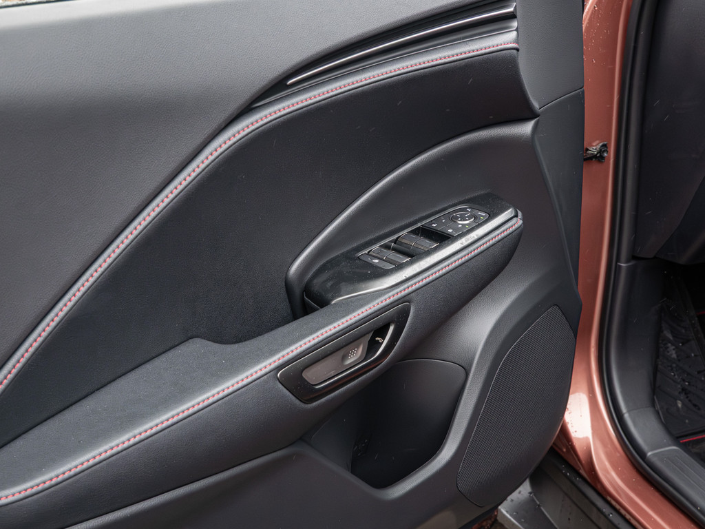 Fahrzeugansicht LEXUS LBX Emotion - Bild 33